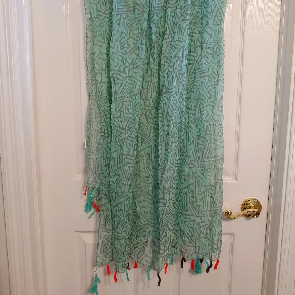 Abstract Mint and Gray Oversized Scarf  | New - Picture 4 of 7